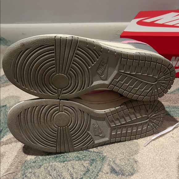Nike Dunk Low in Cream, Gray, and Pink size 7.5 with box Air Force ones - Picture 5 of 7